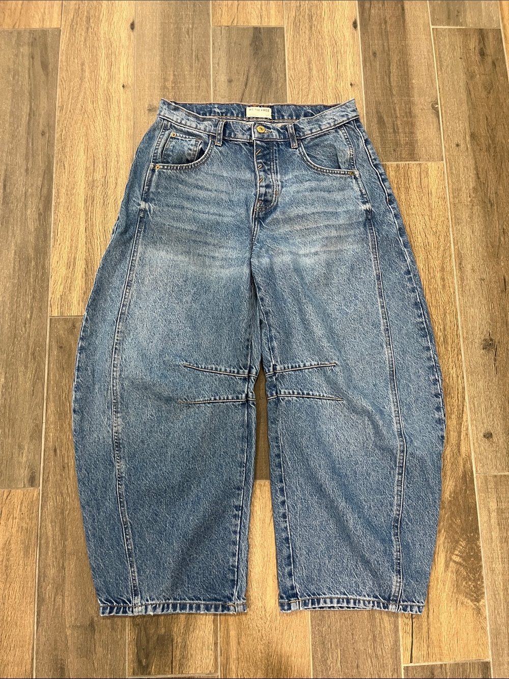 We The Free Good Luck Mid-Rise Barrel Jeans Size 27 - Picture 2 of 8